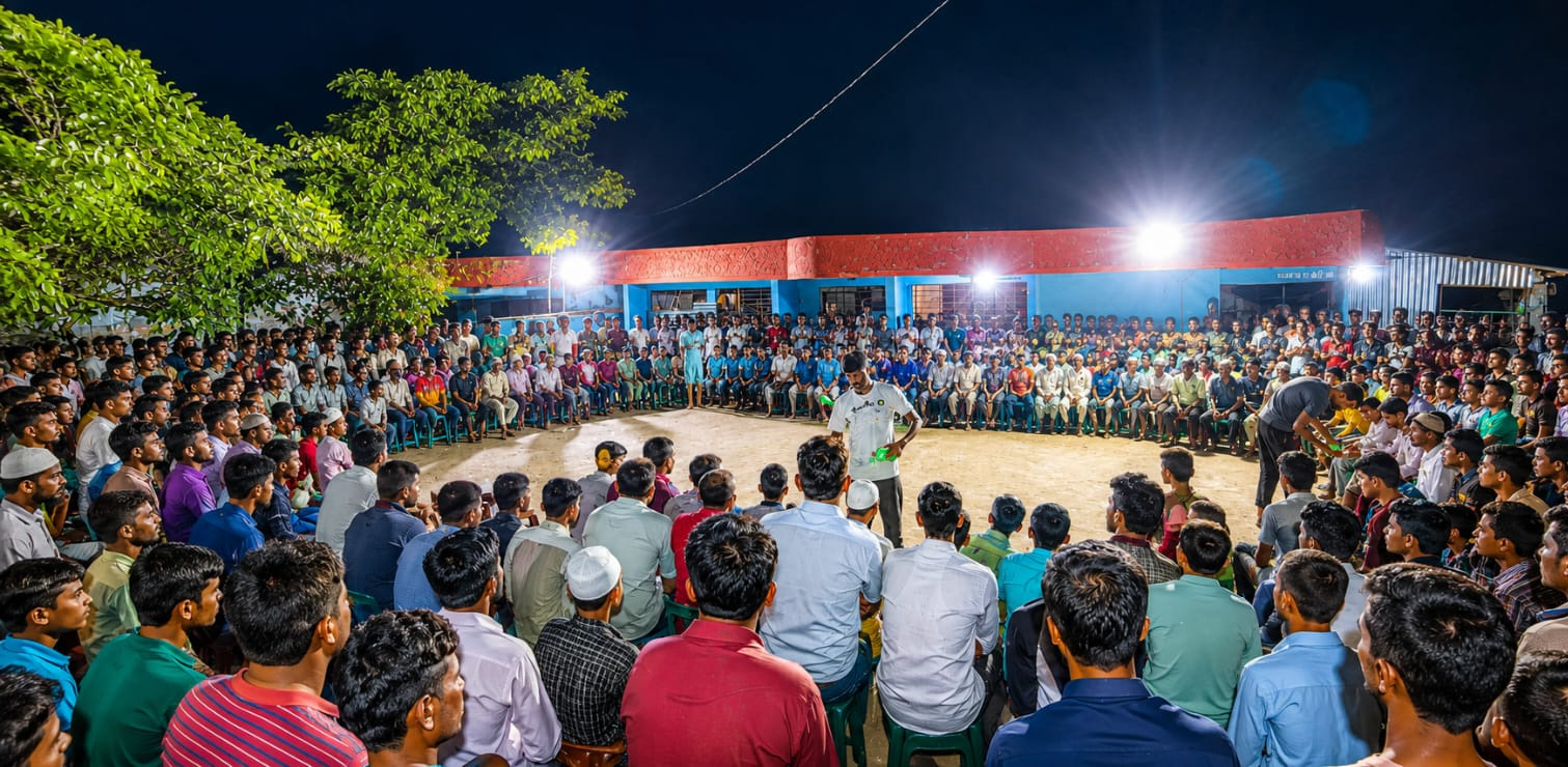 রাজনগরে ভোটকেন্দ্র বহালের দাবিতে সমাবেশ