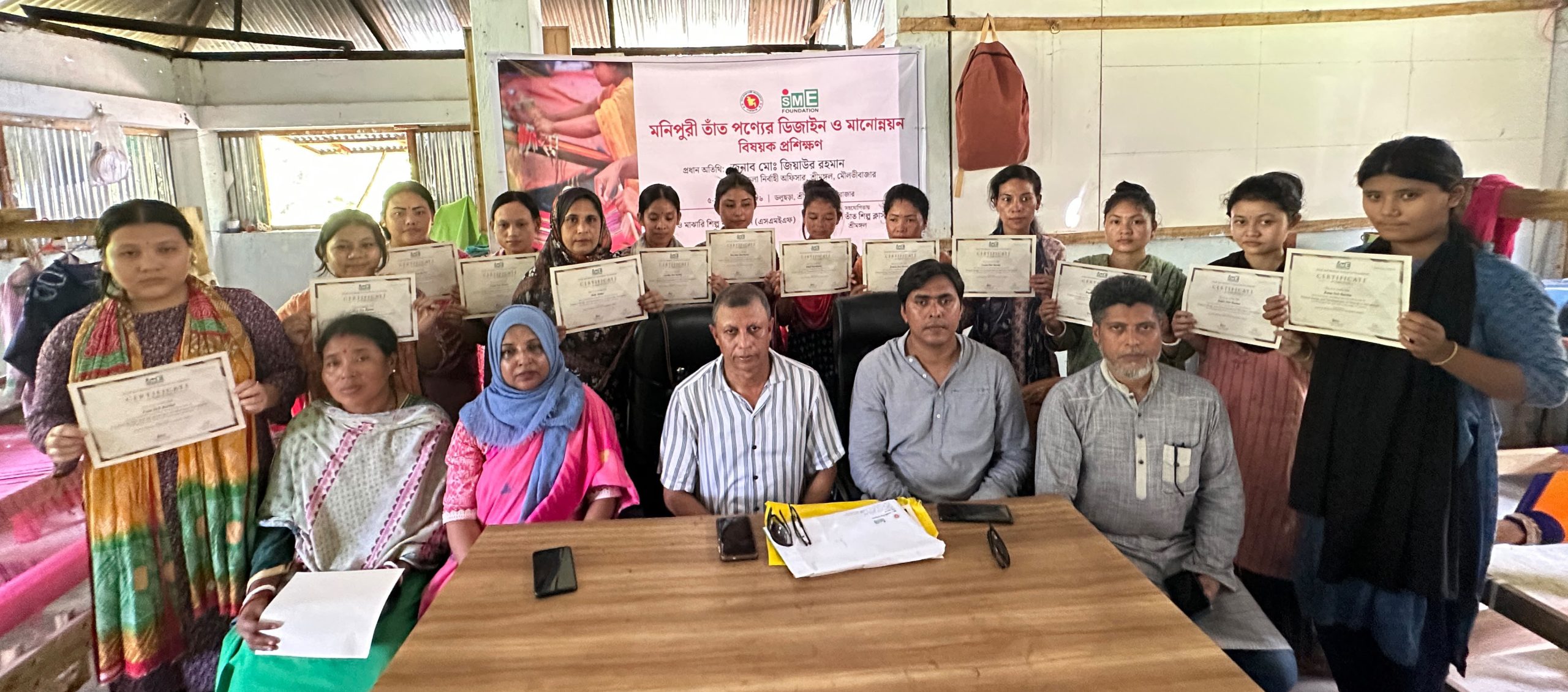হারিয়ে যেতে বসা মণিপুরি তাঁতশিল্পে নতুন আশার আলো