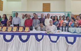 শ্রীমঙ্গলে অবসরে গেলেন ৫৩ জন শিক্ষক, পেলেন সম্মাননা