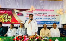 বড়লেখা সরকারি ডিগ্রি কলেজে একাদশ শ্রেণির শিক্ষার্থীদের নবীনবরণ
